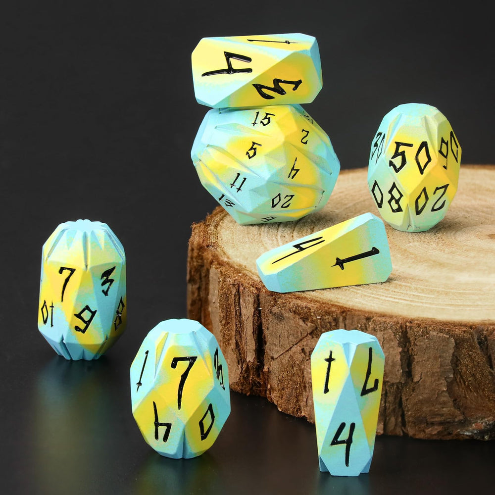 The seven-dice metal set by FONVGOGO offers premium durability