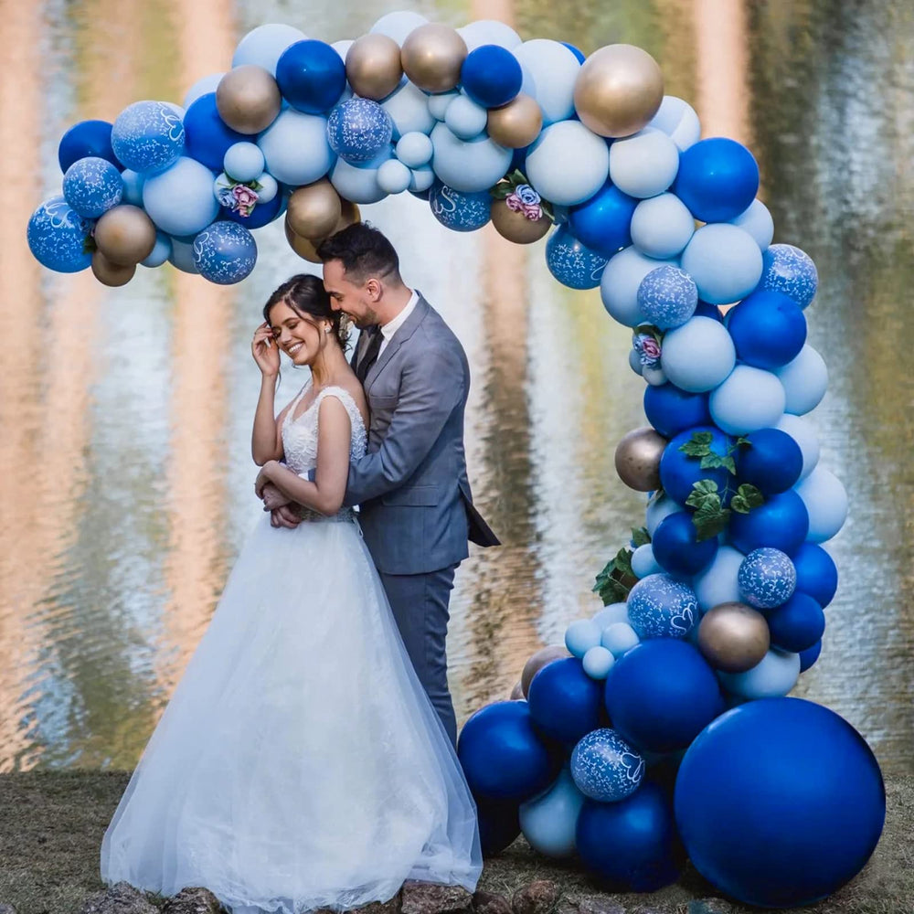 FOTIOMRG royal blue balloons pack includes 33ft ribbon to simplify setup.