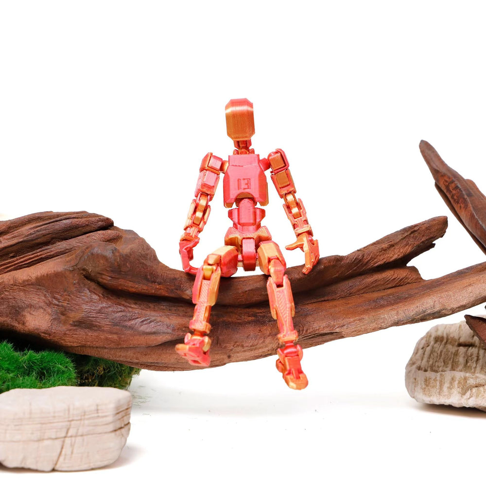 FoxVilla Titan13 fully articulated; pose for action scenes.