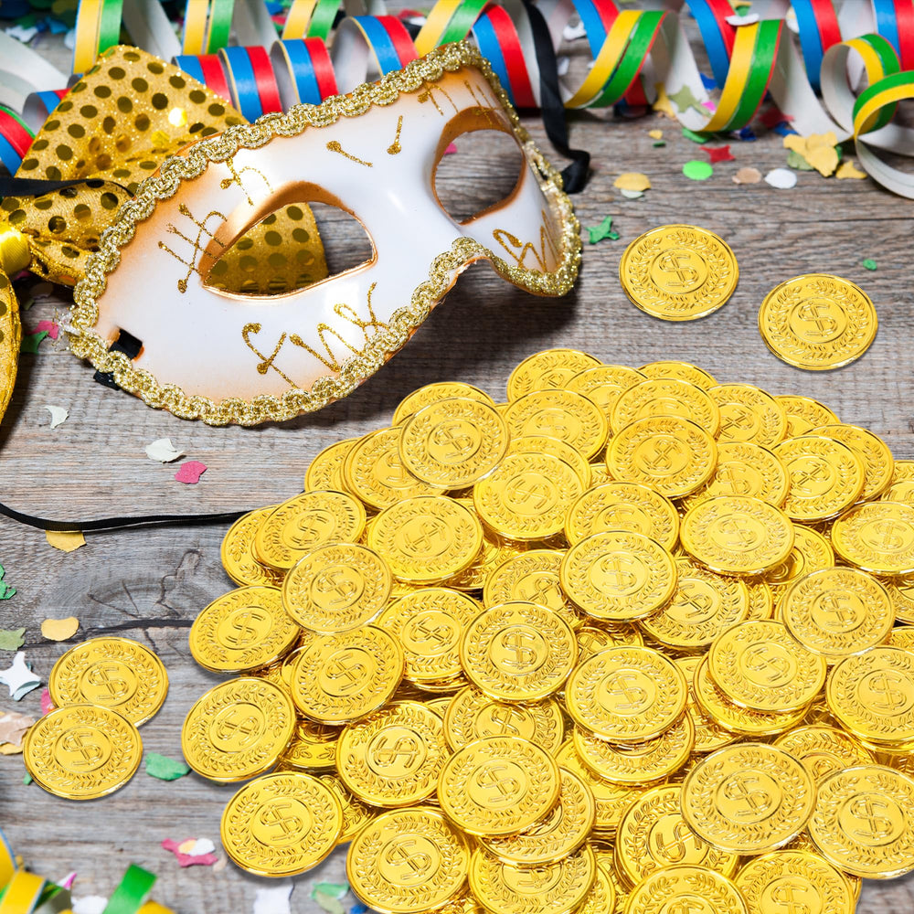 FULLIVE 200pcs gold coins for classroom rewards and creative learning activities.