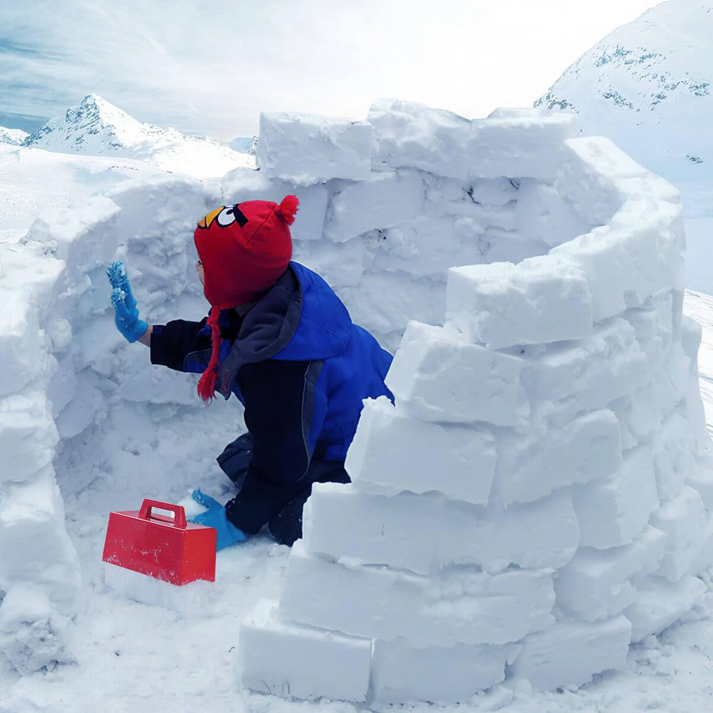 FUN LITTLE TOYS easy to setup castle molds for quick play