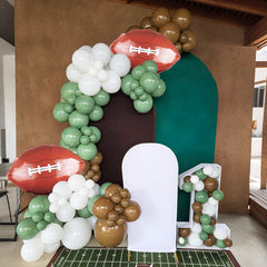FunHot balloon arch ideas for table centerpieces and backdrops.