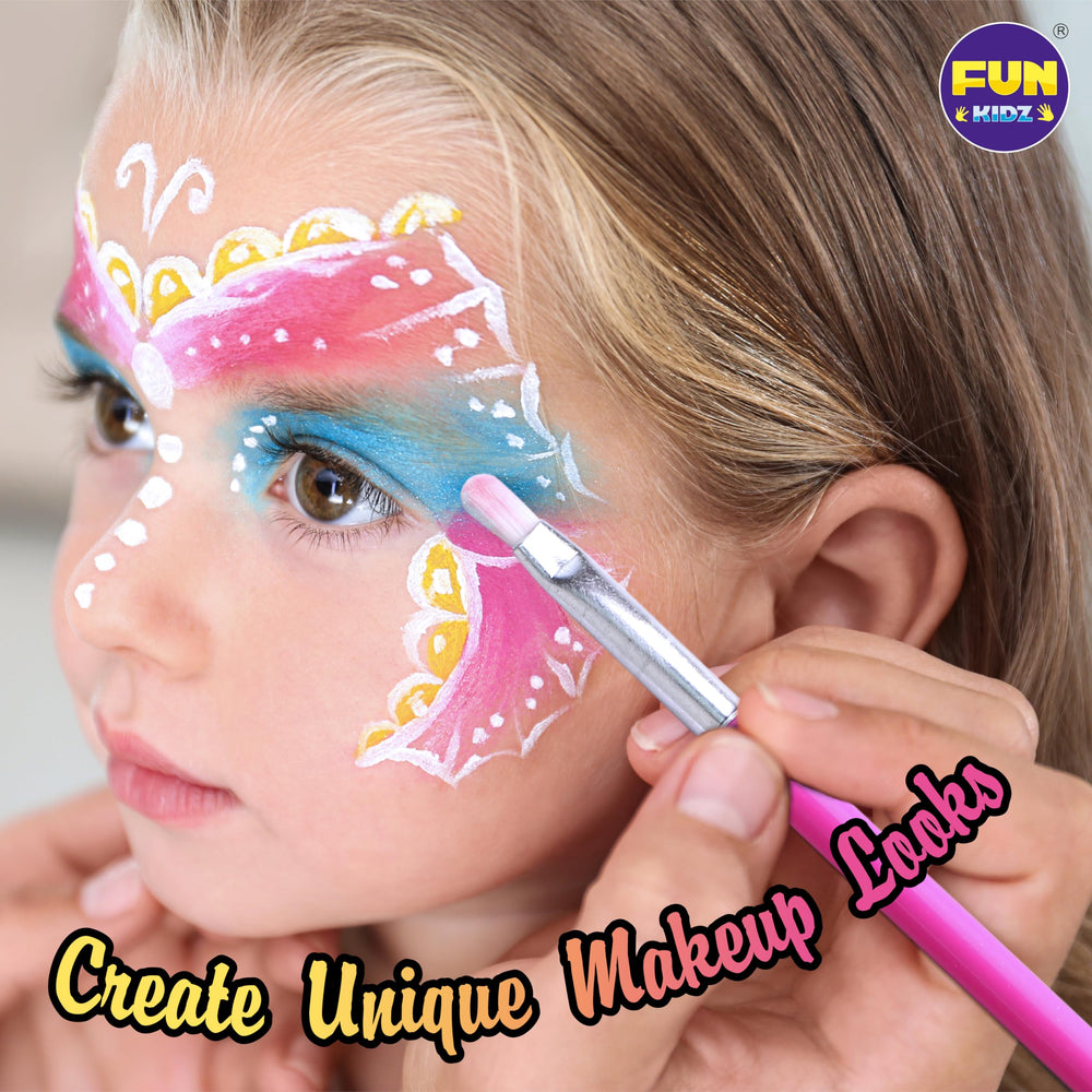FUNKIDZ three-layer box organizes brushes and palettes for easy cleanup.