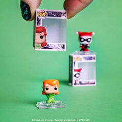 Detachable bottom lid doubles as a sturdy acrylic display base