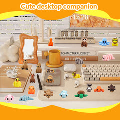 FUNKY STORE party favors featuring animal figurines for memorable celebrations.