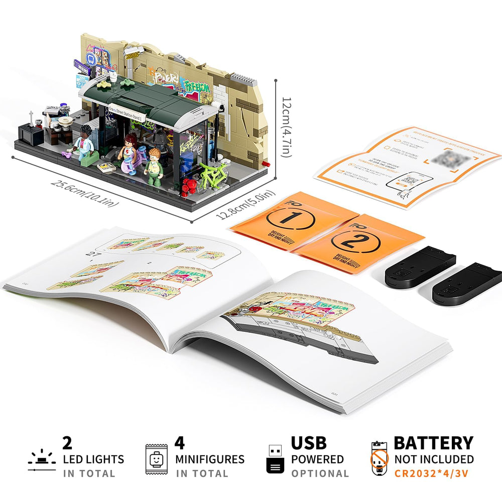 FUNWHOLE Detailed figures collection brings expressive characters to life in scenes.