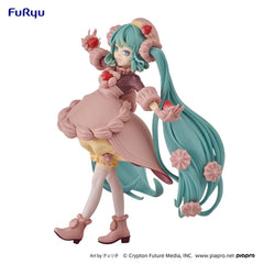 Glossy finish close-up on Furyu Hatsune Miku SweetSweets piece