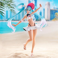 Base stand included with the Racing Miku figure supports stable posing right out of the box