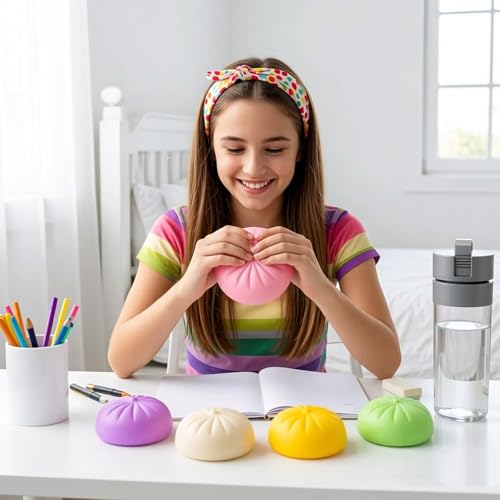 FUYUANLIEV dumpling squishy in a steamer box promotes collectability and fun