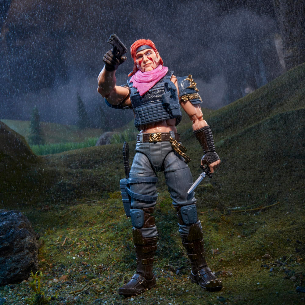 G.I. Joe Classified Zandar dual knives for quick-close action
