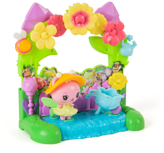 Gabby's Dollhouse Queen Kitty Fairy Garden Balcony playset enhances imaginative storytelling.