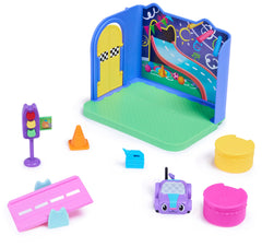 Carlita toy car with working wheels for realistic pretend play