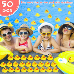 GADIEDIE mini bath duck toy fits tiny hands for easy gripping during bath time.