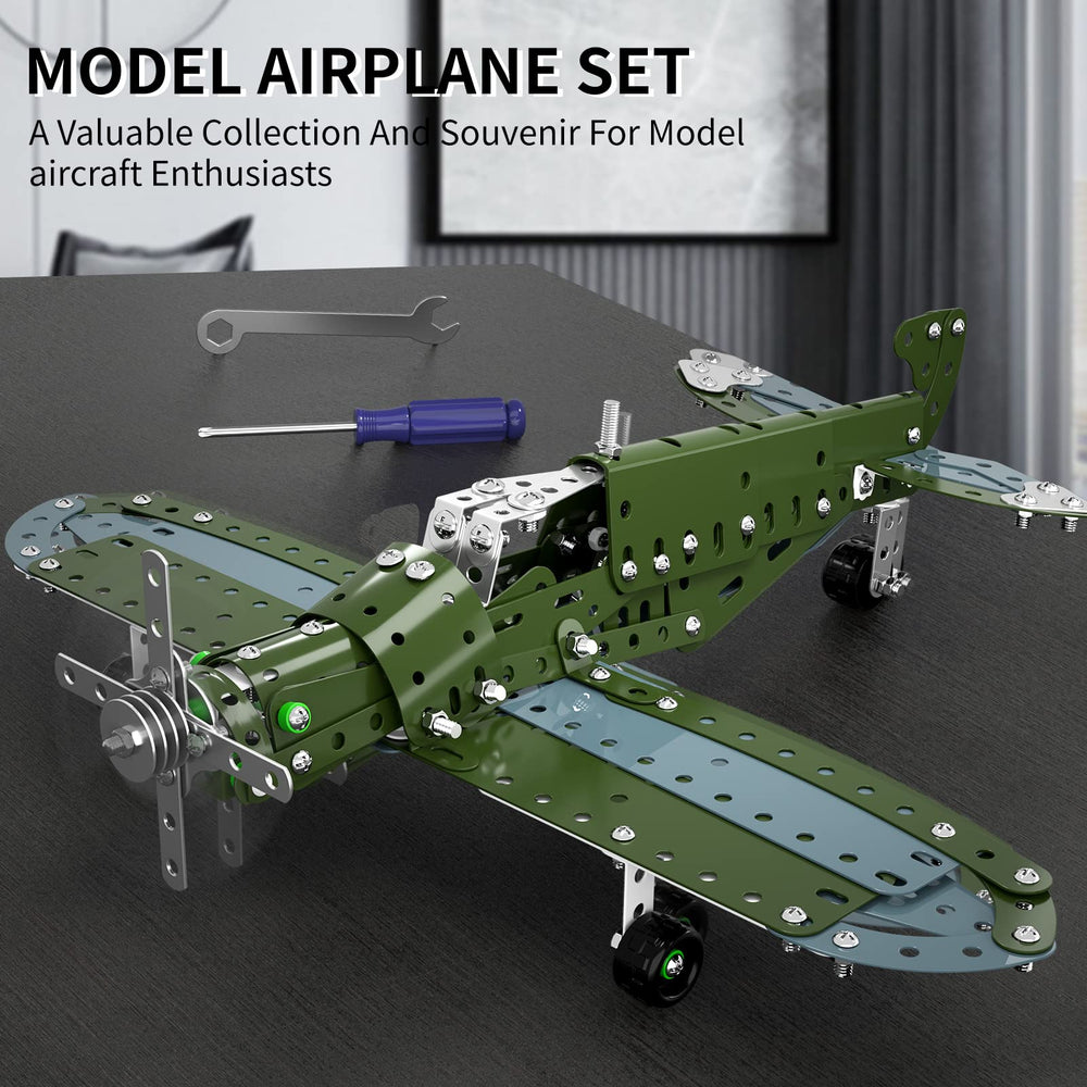 Garbo Star spinning-propeller feature showcases motion during the build.