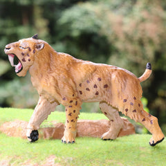 Gemini&Genius Saber-Toothed Tiger figure closeup eyes captures fierce gaze for imaginative play