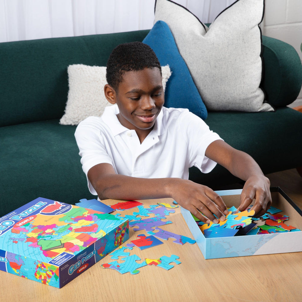 Geotoys GeoPuzzle learning through play, supports fine motor and memory skills.