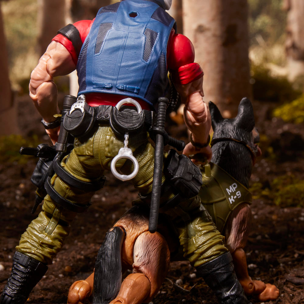 G.I. Joe Classified handcuffs and gear for realistic missions