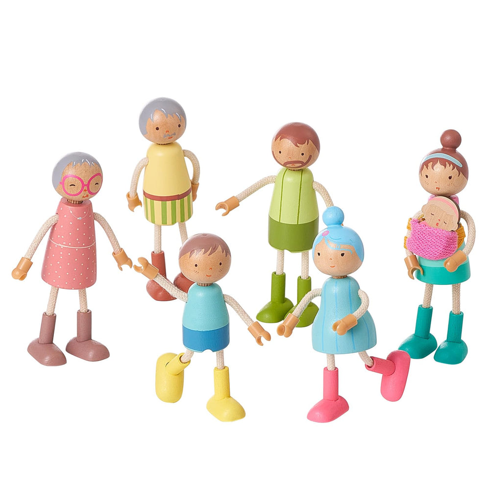 Giant bean wooden family dolls set seven figures for imaginative play.