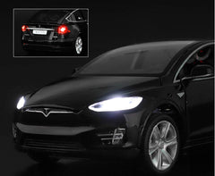 gidoyi Model X lights and sound enhance pretend driving experiences.