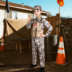Giftinbox Army Toy Walkie-Talkie supports teamwork and imaginative missions.
