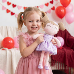 Gloveleya plush toy easy to wash by cold cycle.