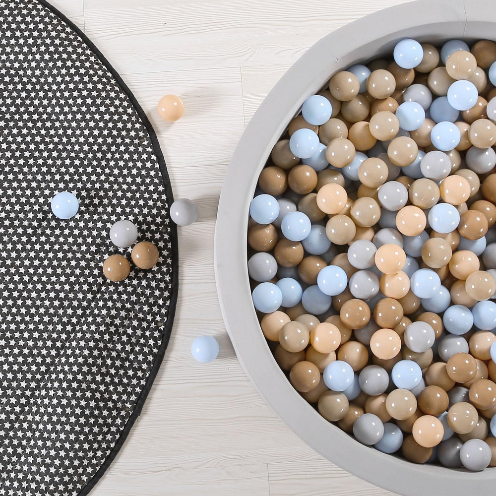 GOGOSO balls used in a baby pool for splash-friendly play.