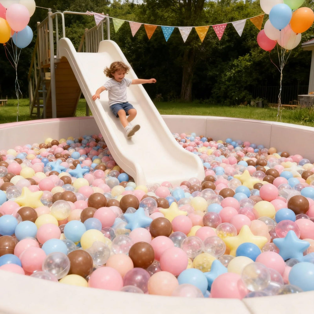 GOGOSO balls help toddlers explore color, shape, and coordination during games.