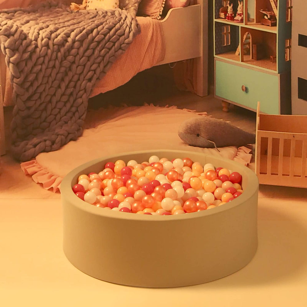 GOGOSO multi-color set brings versatile decorations and party fun