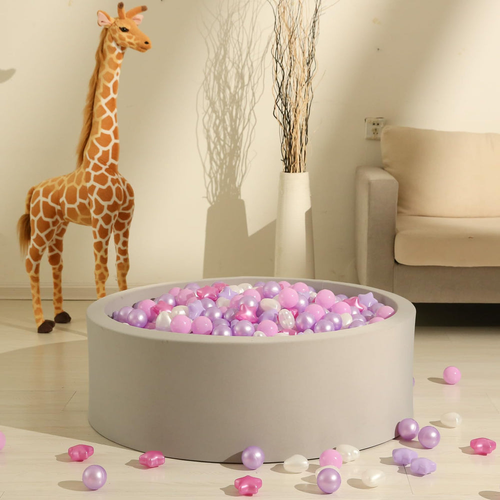 GOGOSO durable plastic balls withstand active use during parties.