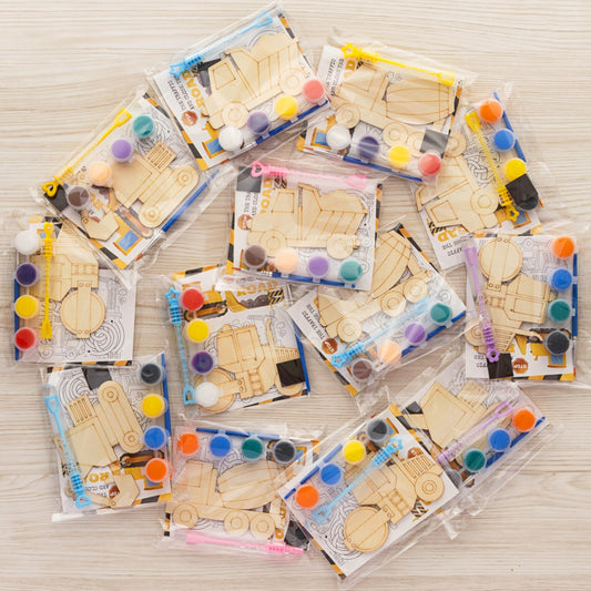 GOGREENWOVEN construction party favors with bubble wands for imaginative play