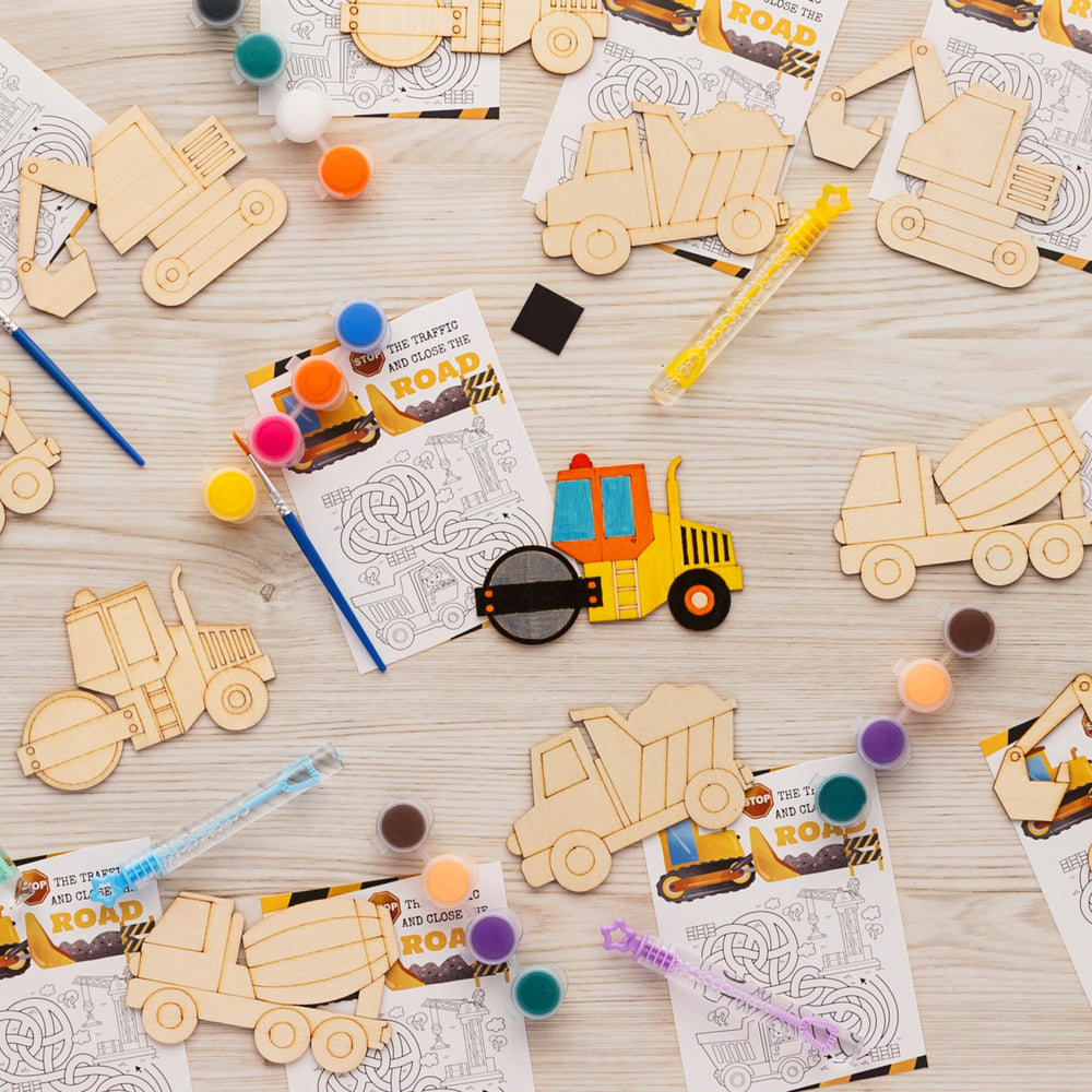 GOGREENWOVEN truck-theme bubbles and paints kit for hands-on art
