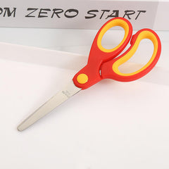 Gorofit 5-8 inch left-handed scissors with kid-friendly design.