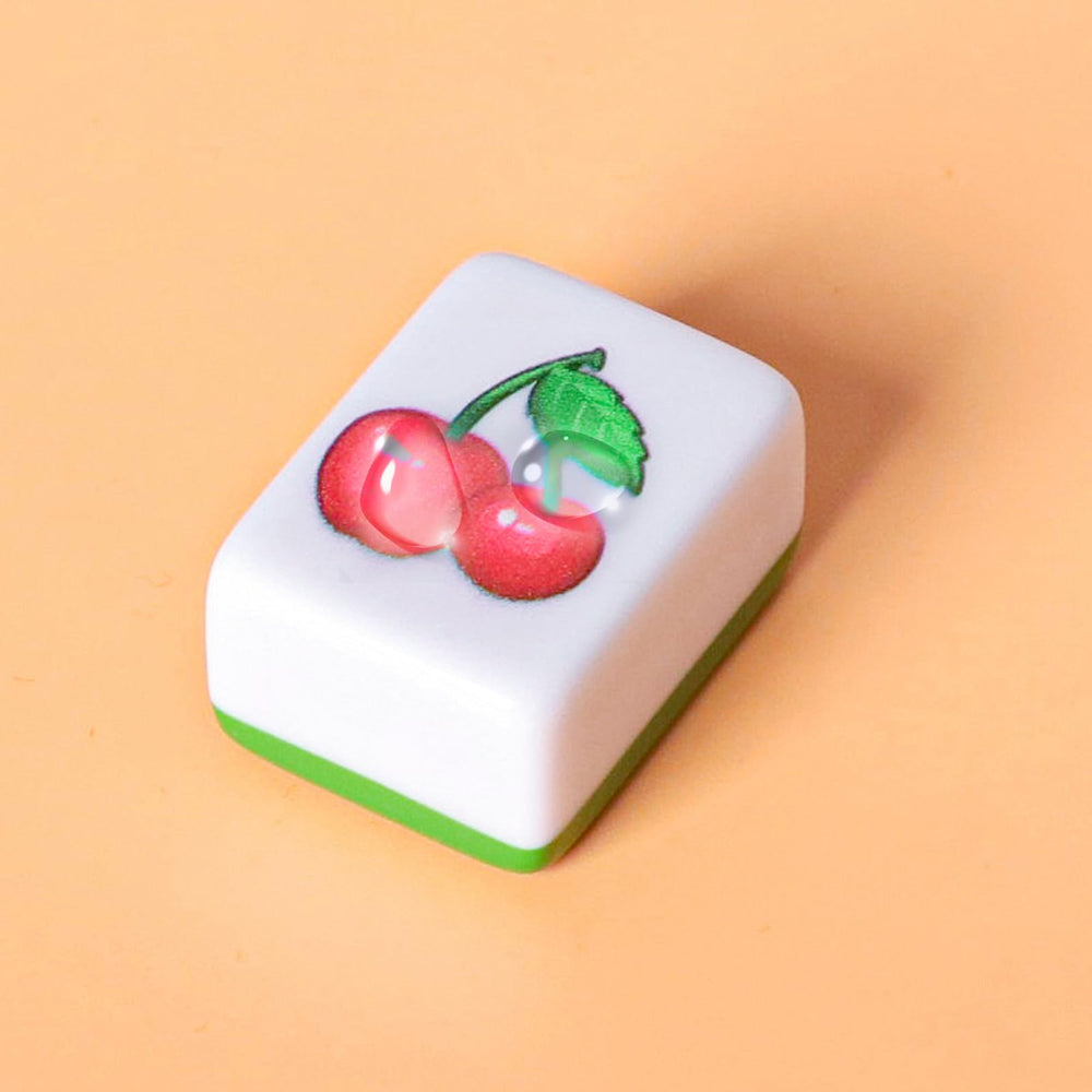 GRACIAS mahjong tiles measure 1.18 inches for compact handling and storage