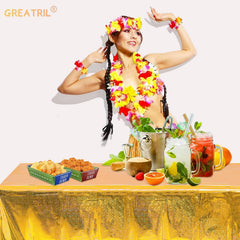 GreatRIL gold tablecloth elevates wedding or anniversary reception vibes
