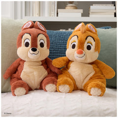 GUND Dale Oh So Snuggly bucktooth detail adds charm for playful storytelling sessions.