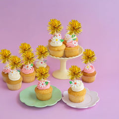 Gyufise foil cupcake picks are safe decorative accents for desserts.