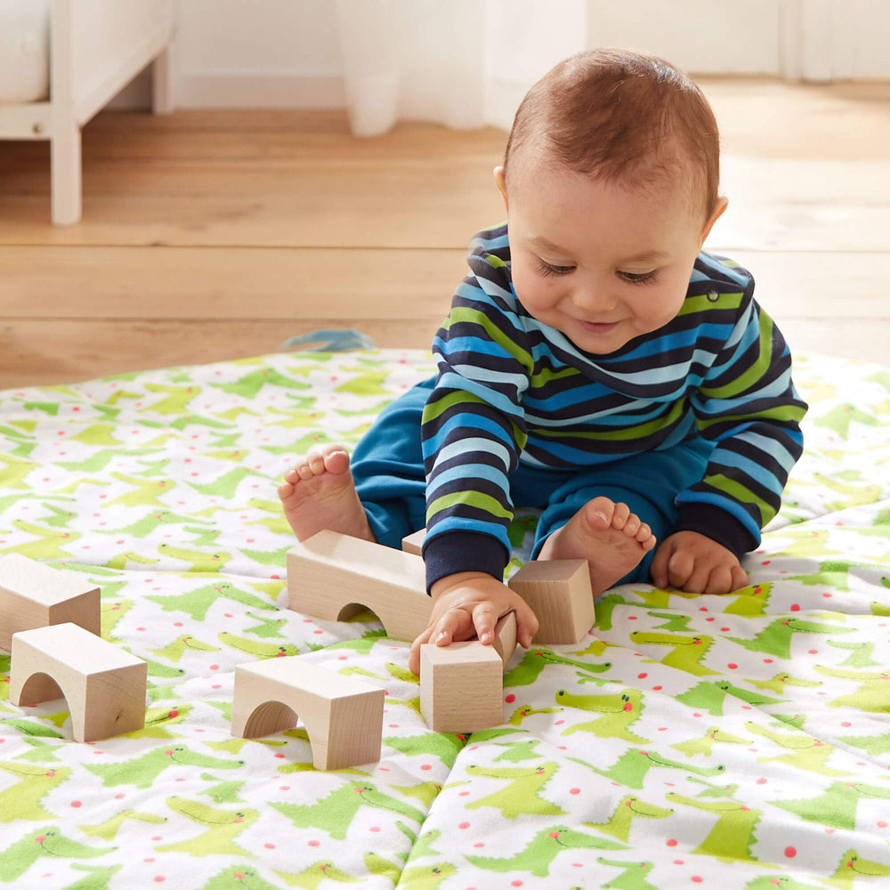 HABA column blocks support tall, stable towers