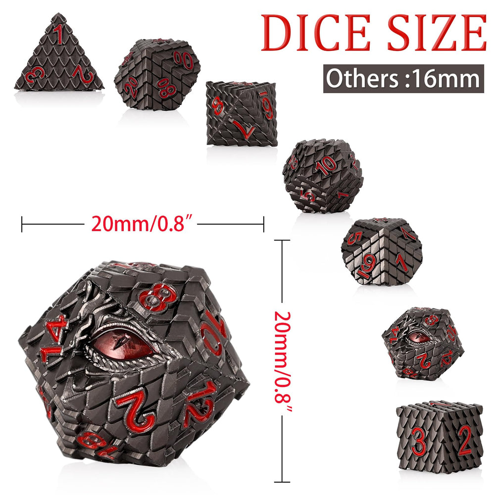 Handan metal dice close-up highlights dragon-scale detailing and premium heft during play.