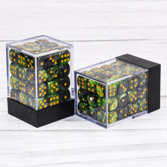 Handan portable plastic box keeps dice organized and easy to carry on the go.