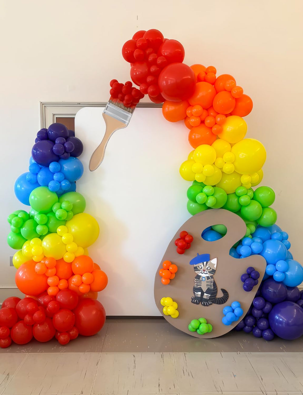 Haolongfa glue dots help fill gaps for a polished garland.