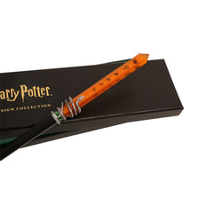 Harry Potter Slytherin wand amber shaft evokes ancient craftsmanship for collectors.