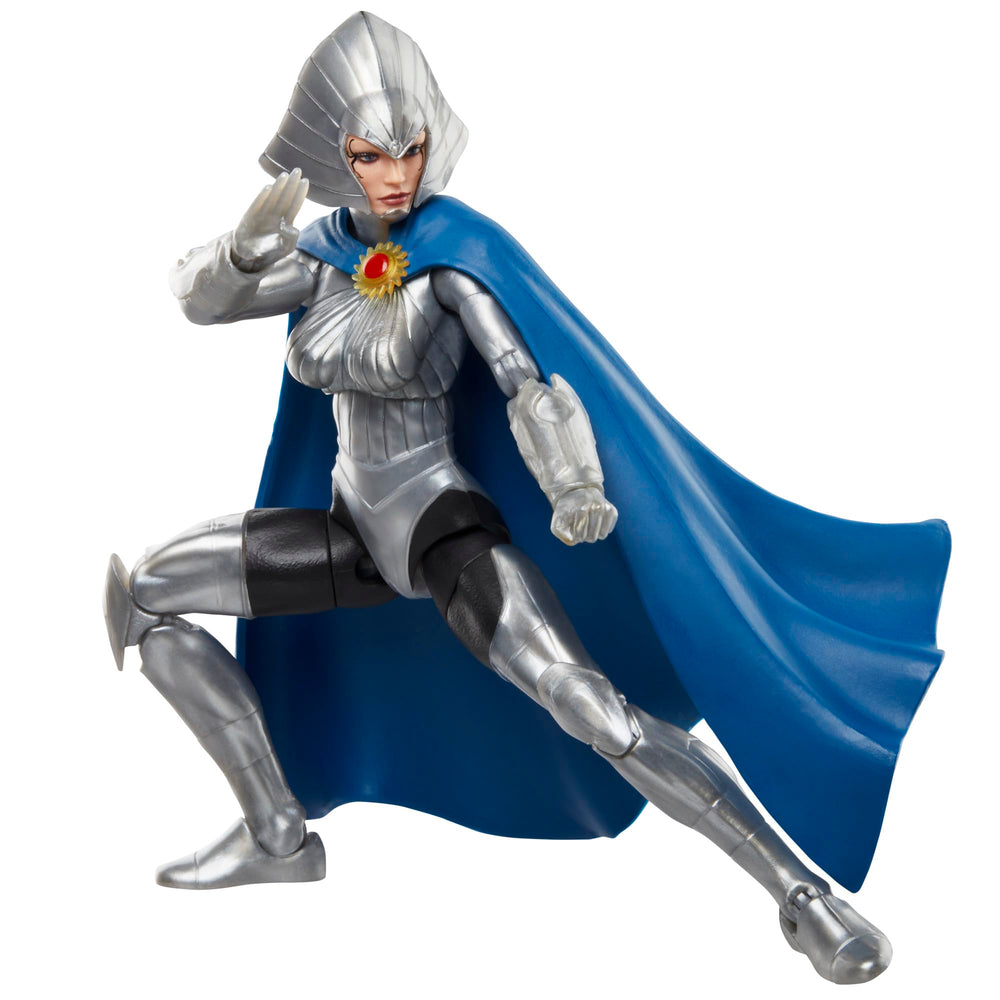 Hasbro Lilandra staff accessory adds recognizable detail to the diorama.