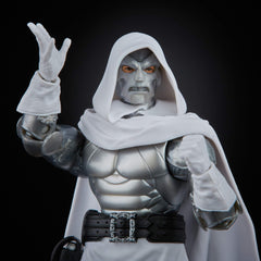 Hasbro Marvel Legends Dr. Doom accessories set front view for versatile display.