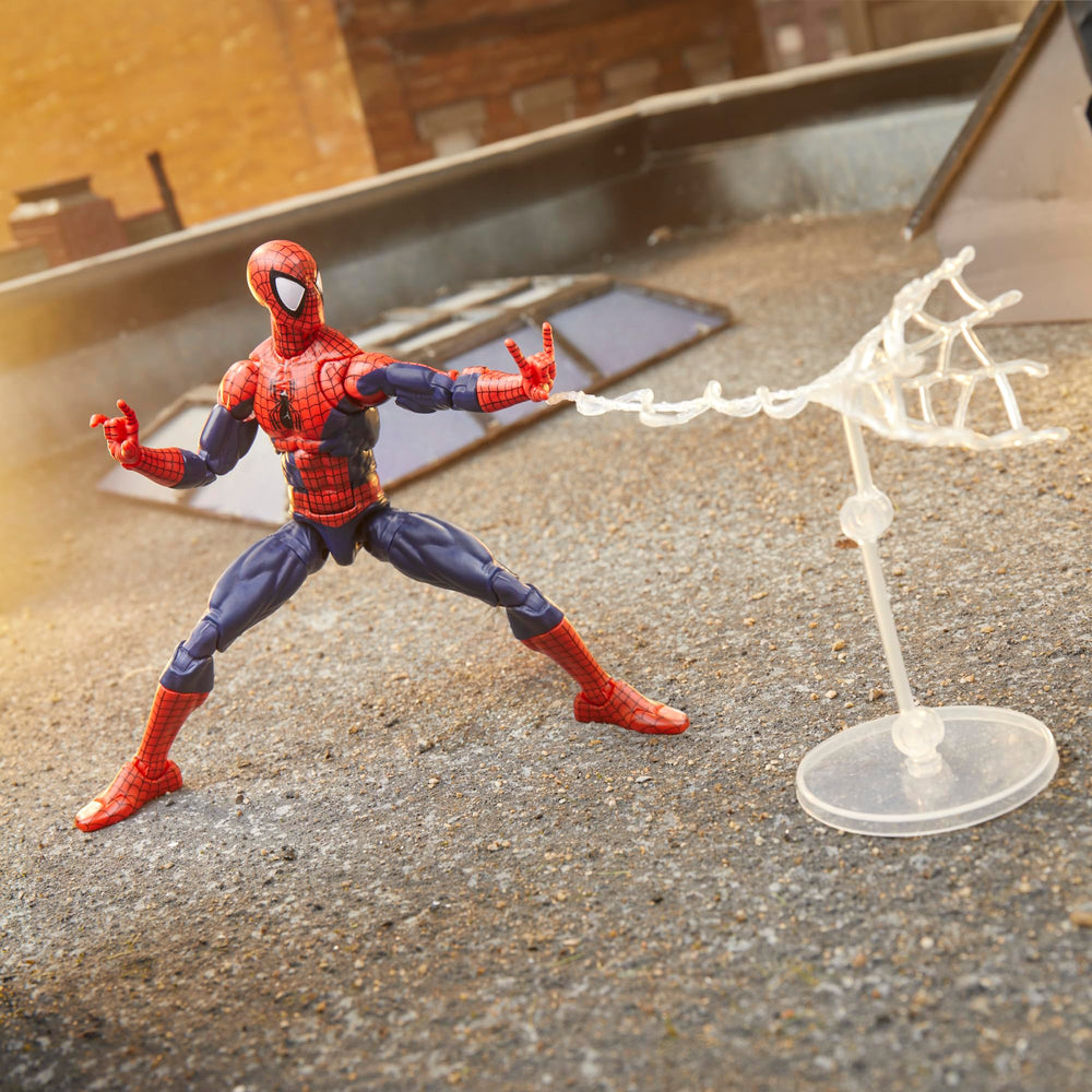 Hasbro Marvel Legends Spider-Man deluxe backpack supports extended play setups.