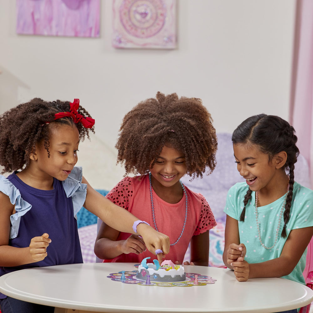 Hasbro Pretty Pretty Princess game board provides a sturdy play surface.