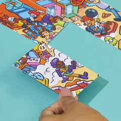 Hasbro Puzl It game: 72-thick-cards texture highlights premium feel and durable play.