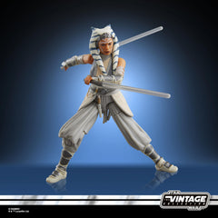 Hasbro STAR WARS Ahsoka Tano Peridea accessory closeup reveals fine detailing.