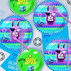 Haxpacal video games llama 7-inch plates for snacks and desserts.