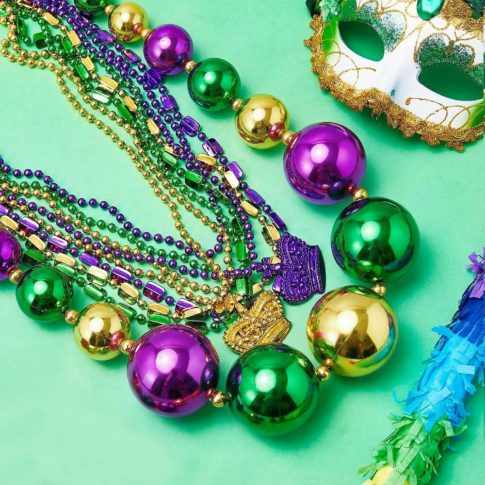Henoyso rectangular 36-inch bead necklace for versatile styling.