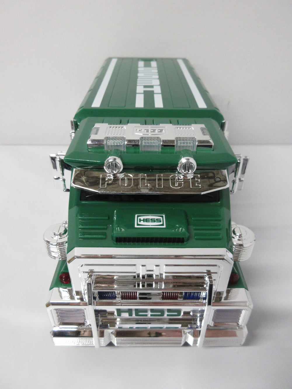 Hess Police Truck 2023 fold-down rear ramp for loading a pretend cruiser